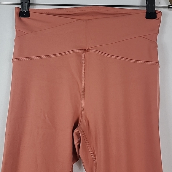 LULULEMON WOMEN'S ALIGNED ANGLES SUPER HIGH RISE TIGHT 28" RUSTIC CORAL SIZE 6 - Picture 2 of 8